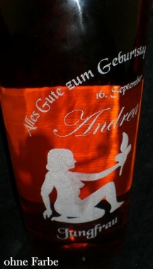 Gravur Weinflasche ohne Farbe 2 (Bitte hier klicken um dieses Bild in seiner vollen Größe zu betrachten)
