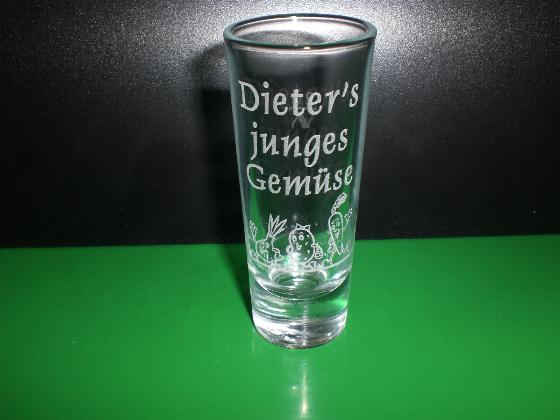 Glasgravur Schnapsglas junges Gemüse