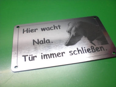 Gravur Tür Schild Nala (Bitte hier klicken um dieses Bild in seiner vollen Größe zu betrachten)