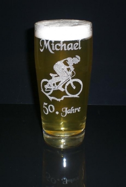Glasgravur 50.Jahre Bierglas (Bitte hier klicken um dieses Bild in seiner vollen Größe zu betrachten)