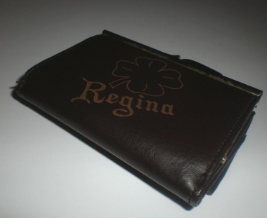 Gravur Geldb&ouml;rse (Bitte hier klicken um dieses Bild in seiner vollen Gr&ouml;&szlig;e zu betrachten)